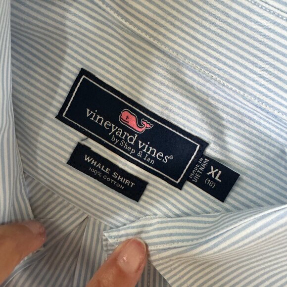 Vineyard Vines Boys XL (18)  Whale Button Down Shirt - Picture 2 of 3